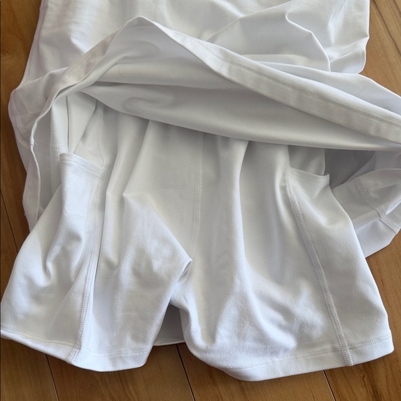 Beyond Yoga White Sleeveless Mini Dress. Yoga material with built in shorts - Picture 2 of 5